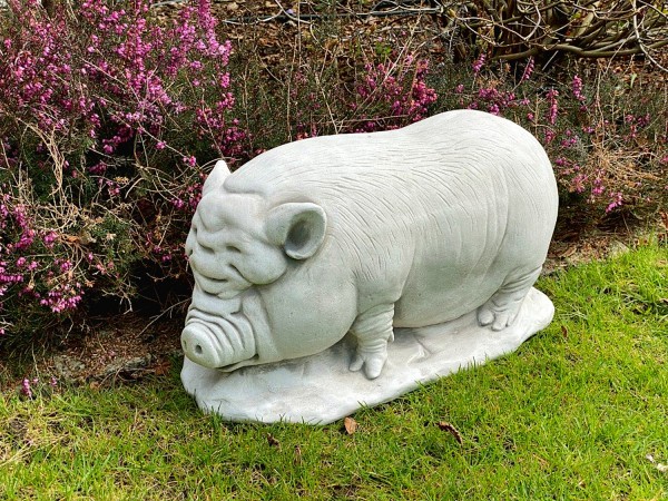 Скульптура Свинья
