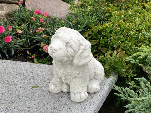 Скульптура Щенок сидит