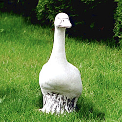 Скульптура Гусь