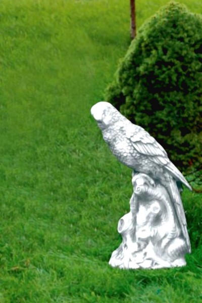 Скульптура Попугай