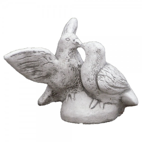 Скульптура Голуби