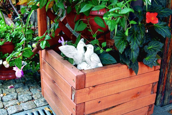 Скульптура Голуби