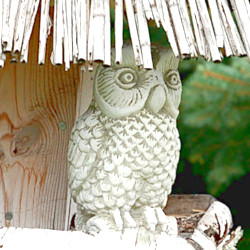 Скульптура Сова на дереве