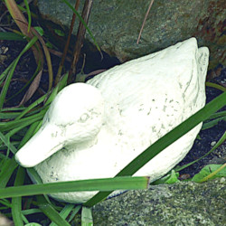 Скульптура Утка