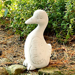 Скульптура  Гусенок