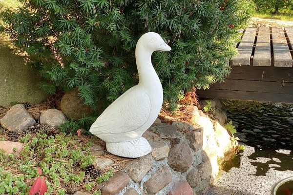 Скульптура  Гусь малый