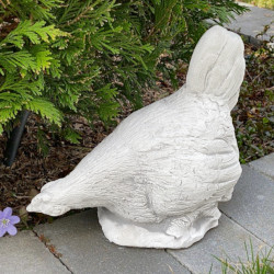 Скульптура Курица