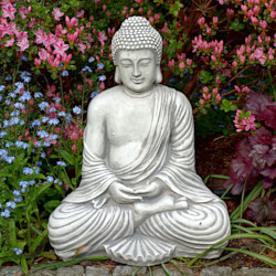 Скульптура Будда медитирует