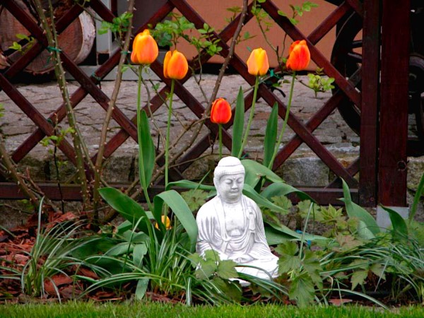 Скульптура Будда