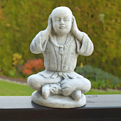 Скульптура Будды Ничего не слышу