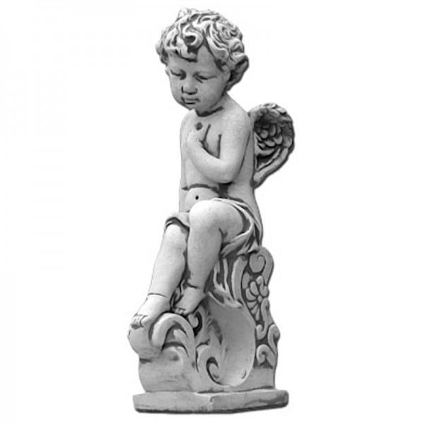 Скульптура ангела Мальчик сидит