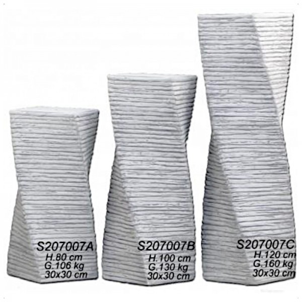 Фонтан современный Три столба