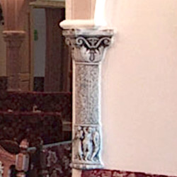 Столб индийский, с орнаментом