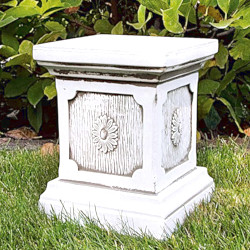 Столб античный квадратный с орнаментом