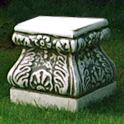 Столб античный, пьедестал