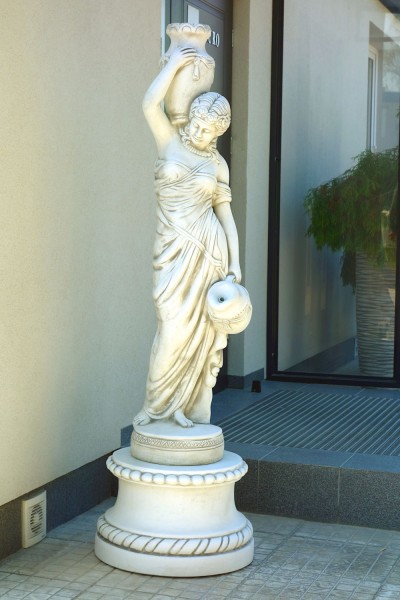 Постамент декоративный