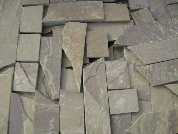 Плитка из Серицита, пиленая, ширина 100 мм, толщина 10-20 мм