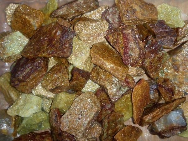 Каменная крошка из Златолита, фракция 5-10 мм