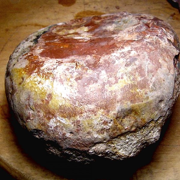 Валун ландшафтный, розовый