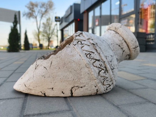 Амфора скошенная малая