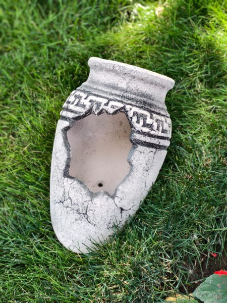 Амфора скошенная «Элис» с черным принтом