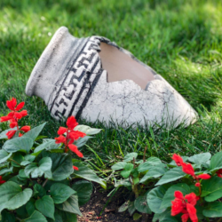 Амфора скошенная «Элис» с черным принтом