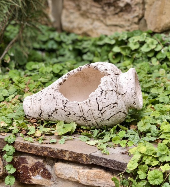 Амфора острая без ручек