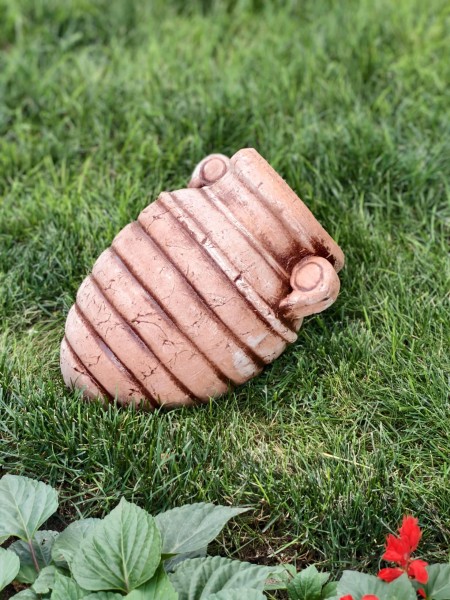 Амфора «Улей» с красным принтом