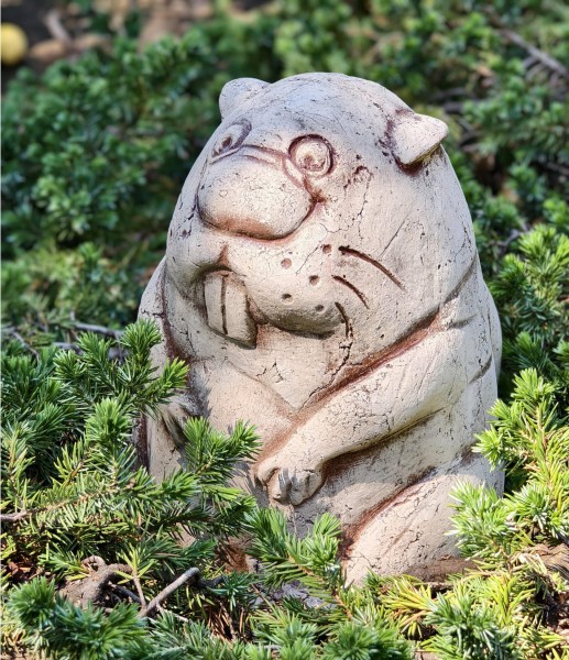 Скульптура декоративная «Бобр»