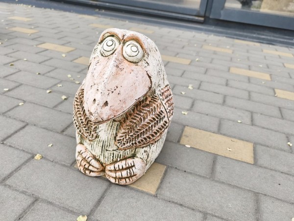 Скульптура декоративная «Ворона»