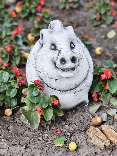 Скульптура декоративная «Кабанчик»