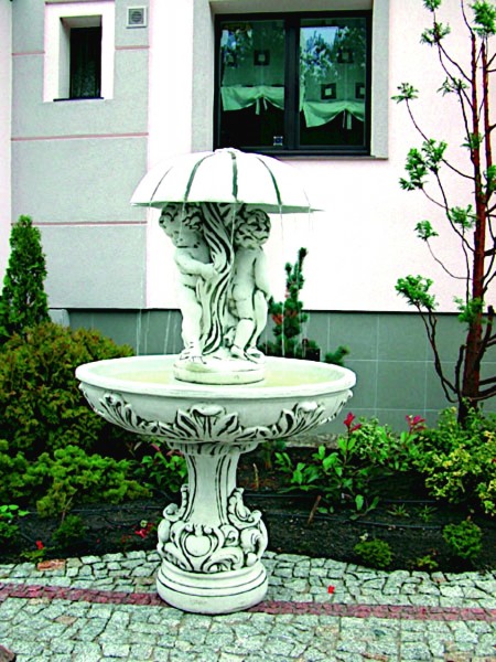 Фонтан античный Дети под зонтом