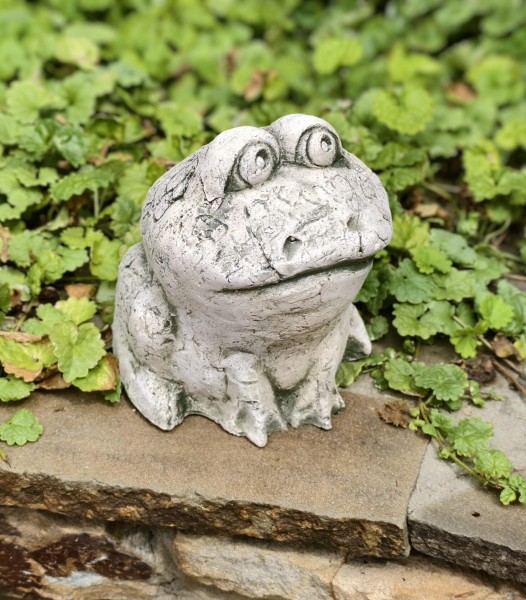Скульптура декоративная «Лягушка»