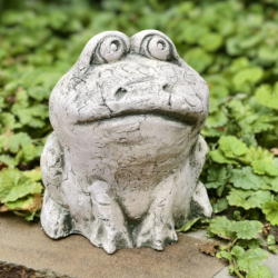 Скульптура декоративная «Лягушка»