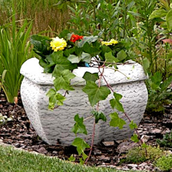 Вазон современный шестиугольный