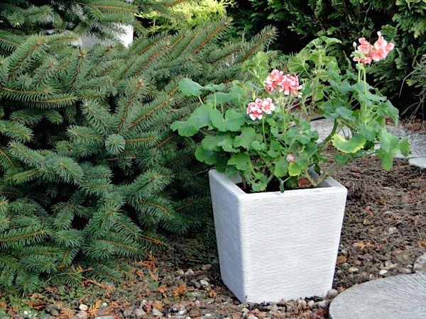 Вазон современный, квадратный