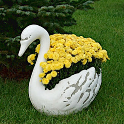 Вазон скульптурный Лебедь