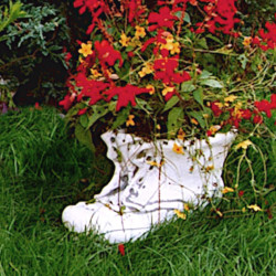 Вазон скульптурный Башмак