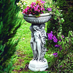 Вазон скульптурный Три грации