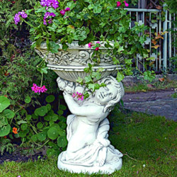 Вазон скульптурный Девочка с вазой