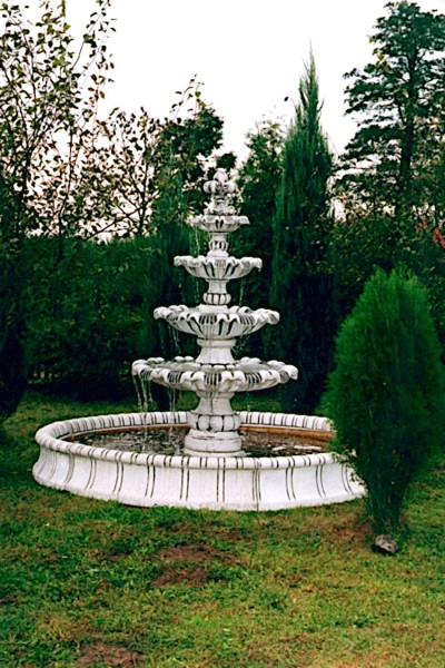 Фонтан классический Лилия