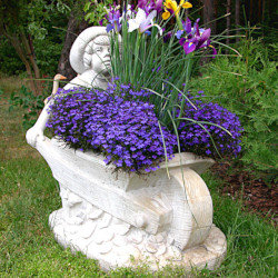 Вазон Гном с тачкой