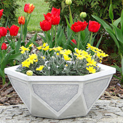 Вазон современный, шестиугольный