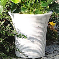 Вазон современный, круглый с расширением вверху