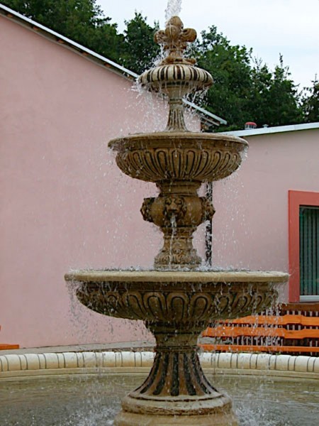 Фонтан античный Неаполитанский