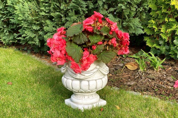 Вазон античный круглый