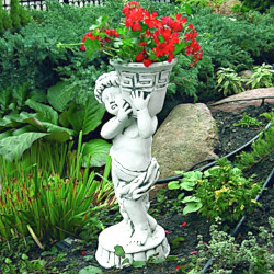 Вазон Мальчик с вазой