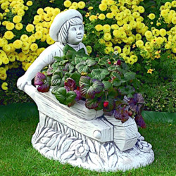 Вазон Мальчик с тачкой