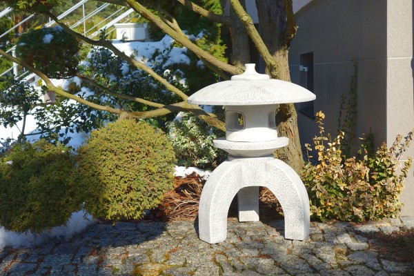 Фонарь японский