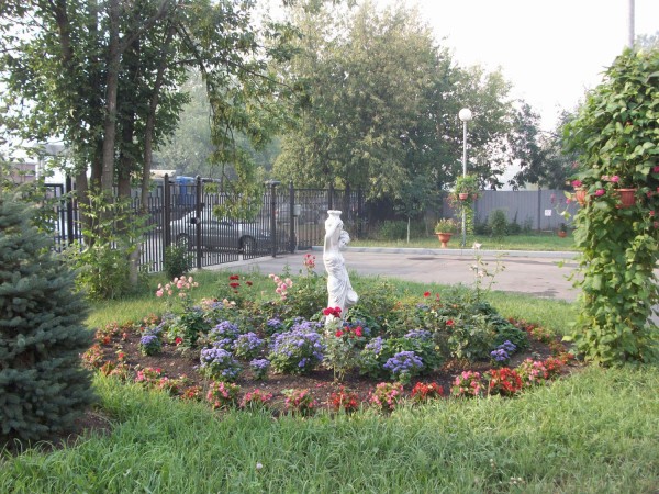 Скульптура античная Гречанка с кувшинами